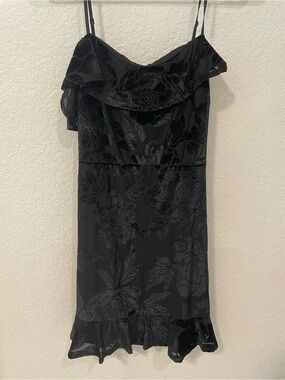 Black Floral Velvet-Detail Ruffle Slip Dress